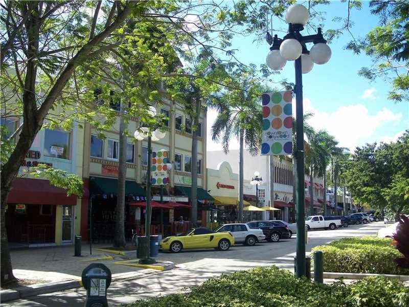 Downtown Hollywood Beach Students' Dorm Vandrarhem Exteriör bild